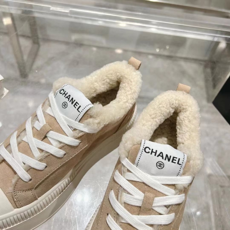 Ch**el sport shoes